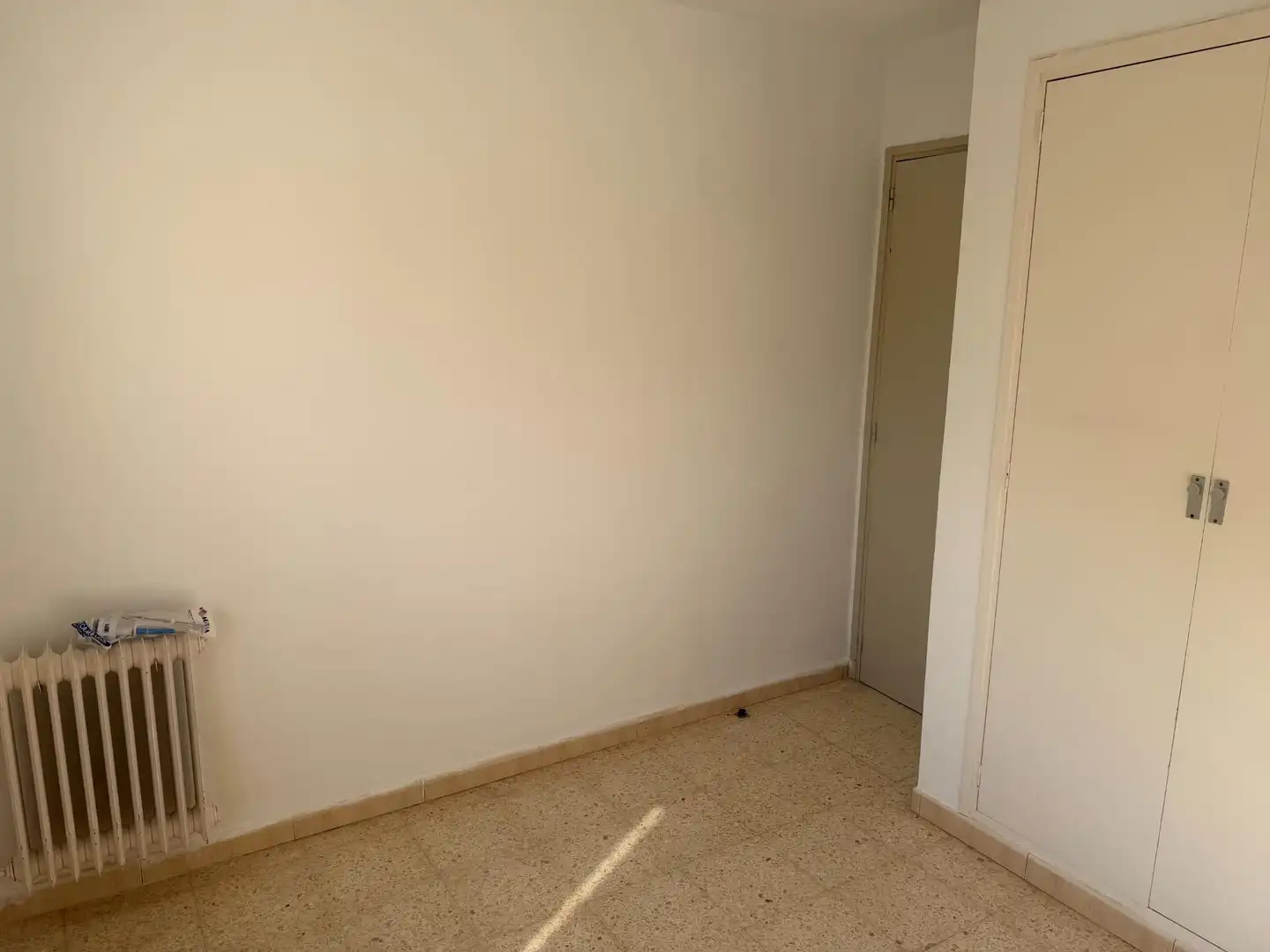 Habitación de Piso en venta en Banyeres del Penedès con Calefacción, Terraza y Balcón