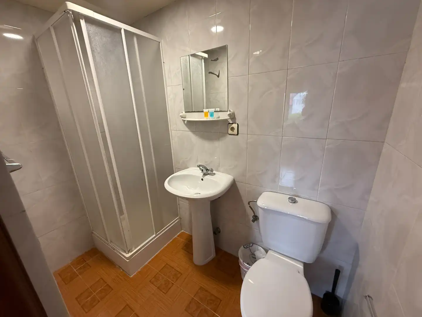 Bany de Edifici en venda en Siero amb Alarma