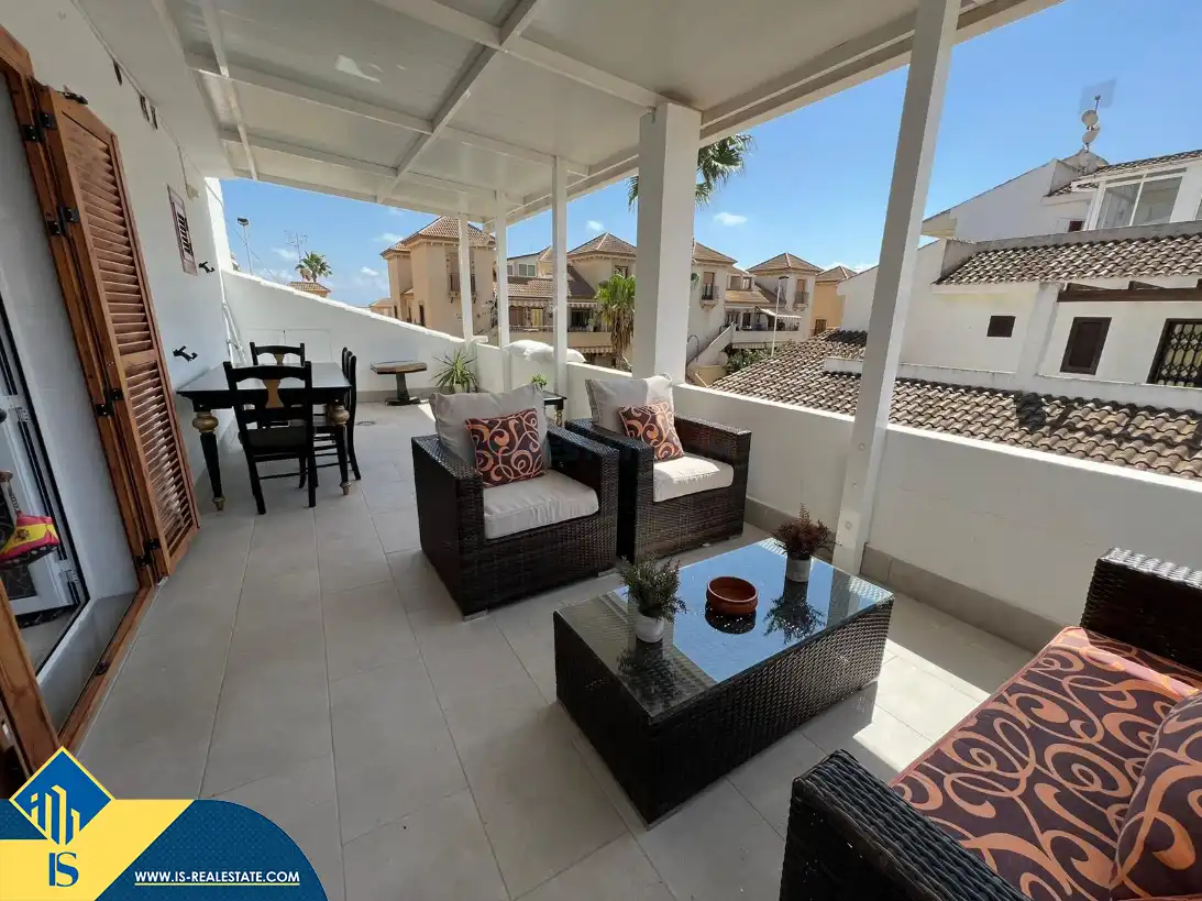 Terrasse von Wohnungen zum Verkauf in Torrevieja mit Klimaanlage, Heizung und Terrasse