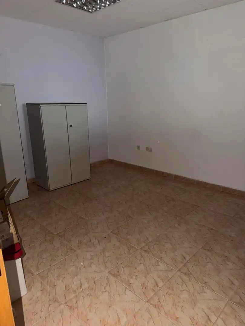 Fabrikhallen zur Miete in Murcia
