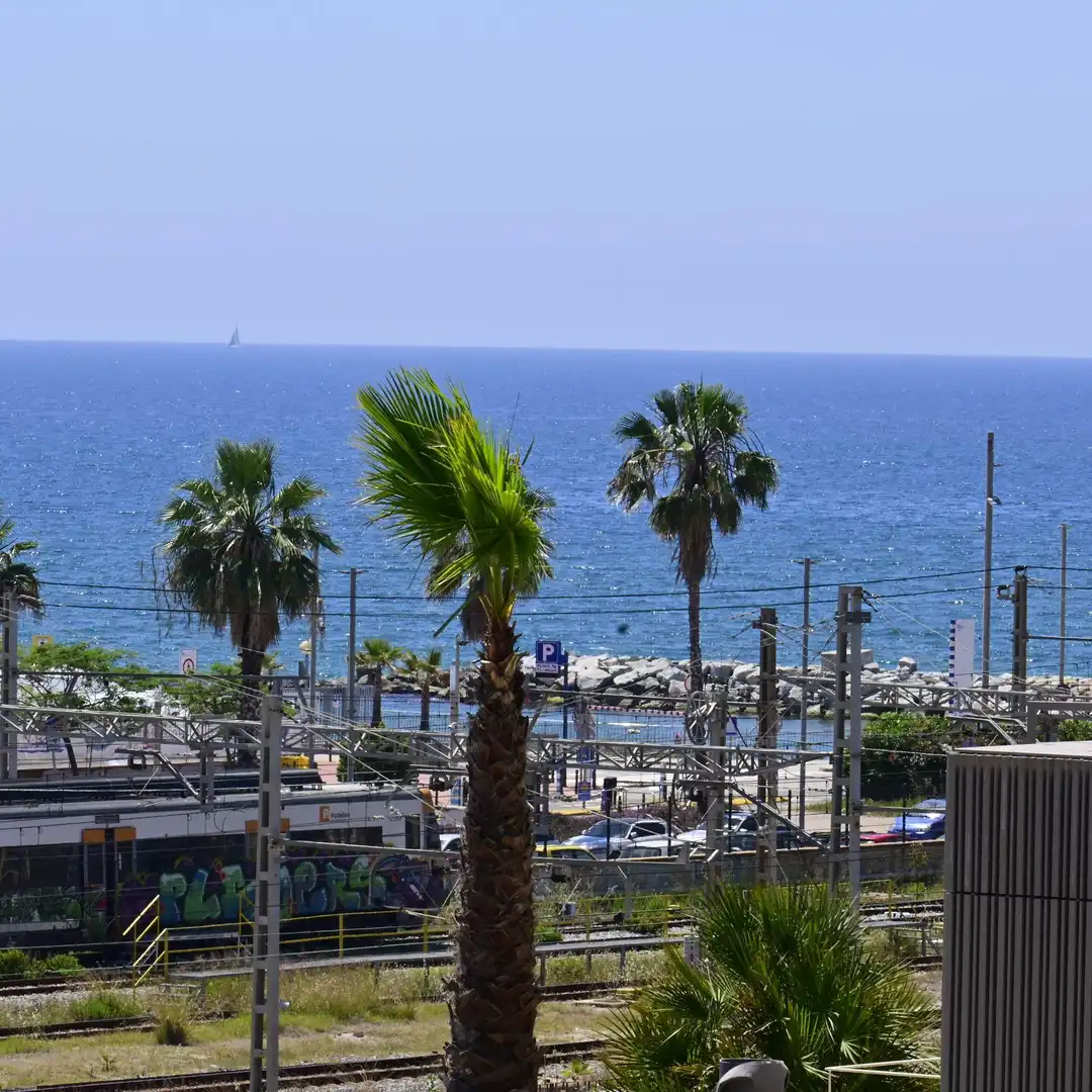 Vista exterior de Piso en venta en Mataró con Aire acondicionado, Calefacción y Terraza