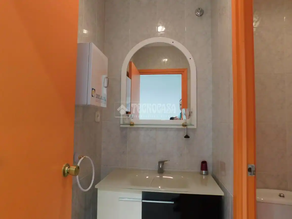 Badezimmer von Geschaftsraum zur Miete in Zaragoza