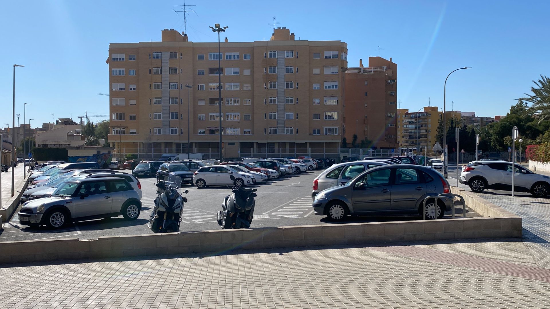 Aparcament de Oficina en venda en Alicante / Alacant amb Aire condicionat