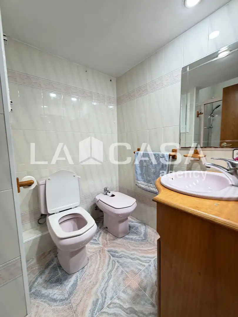 Flat for sale in Santa Coloma de Gramenet  with Balcony