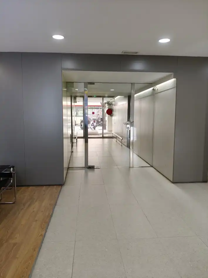Ufficio con ascensore in affitto a Carrer de València, imagen 23