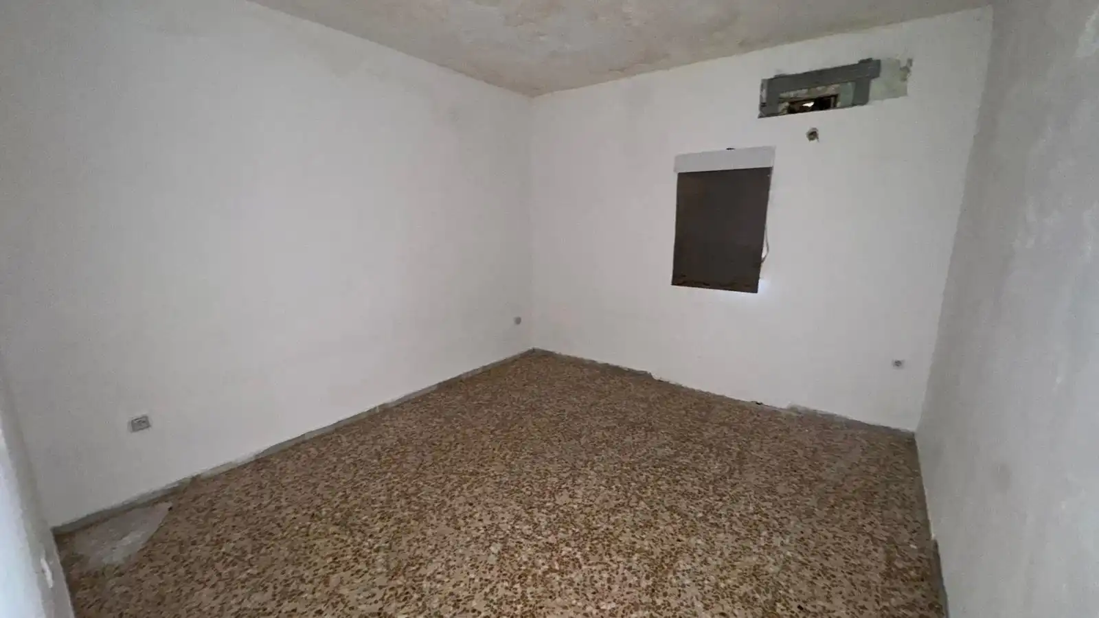 Casa adosada en venda en Sevilla amb Aire condicionat i Balcó