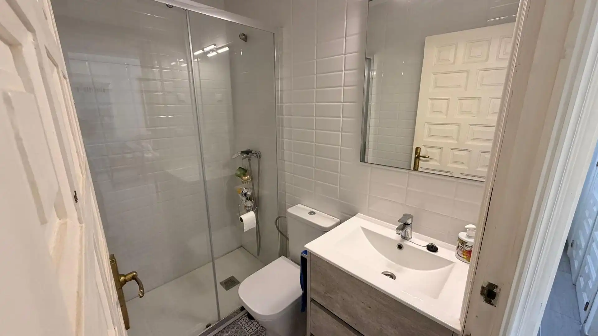 Badezimmer von Haus oder Chalet zur Miete in Dénia mit Klimaanlage, Heizung und Privatgarten