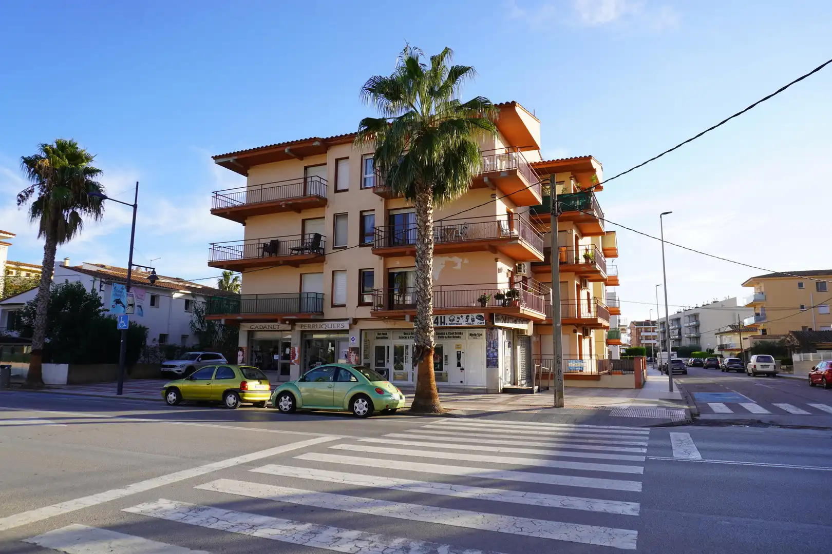Vista exterior de Piso en venta en L'Estartit con Aire acondicionado y Balcón