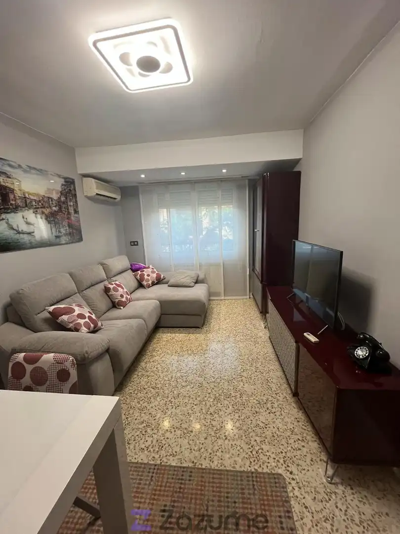 Wohnzimmer von Wohnung zur Miete in Zaragoza mit Klimaanlage, Heizung und Möbliert