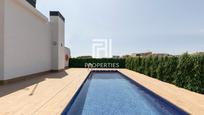 Swimming pool of Flat for sale in L'Hospitalet de Llobregat  with Air Conditioner, Heating and Terrace