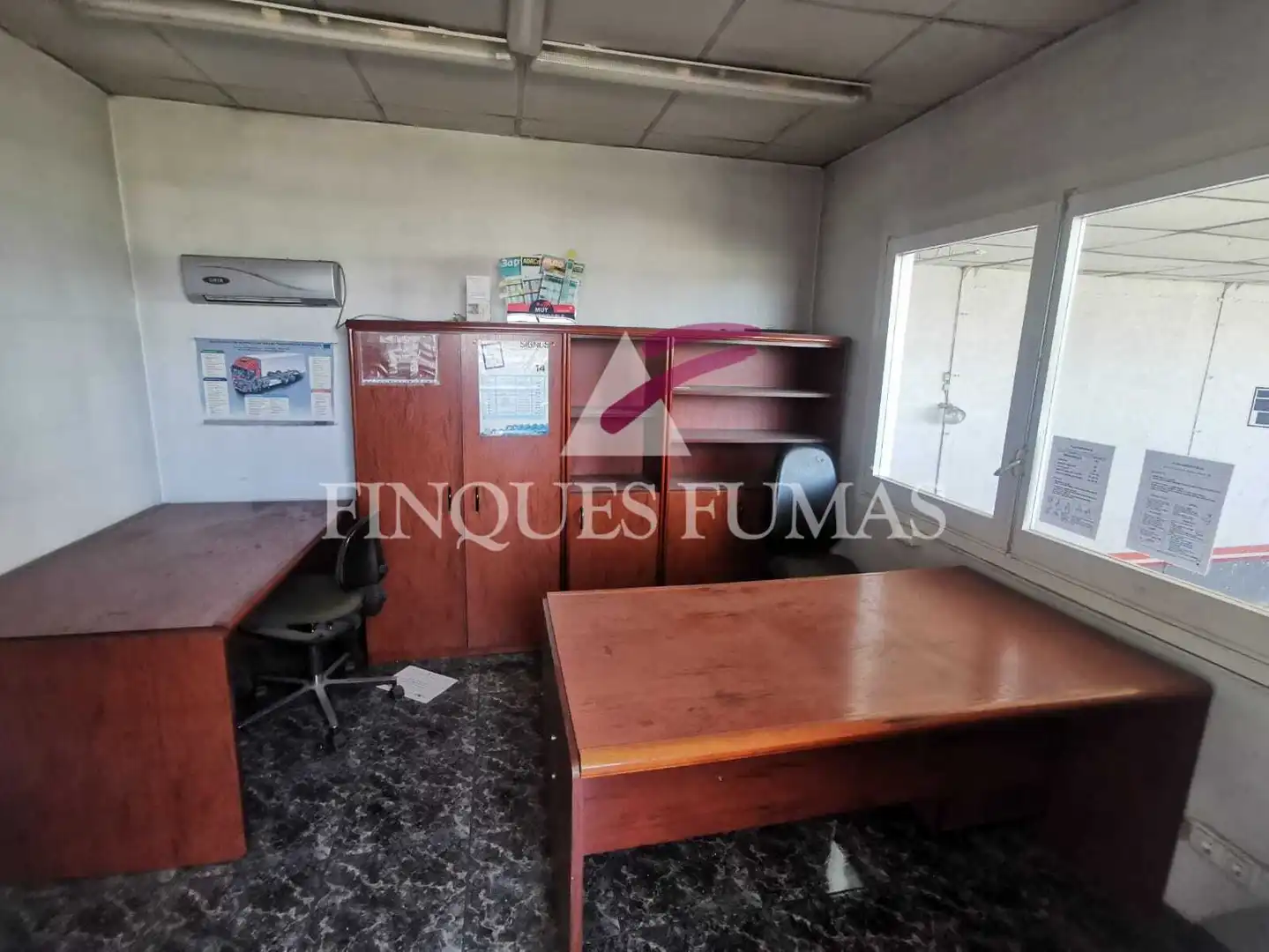 Nau industrial de lloguer en Cervera