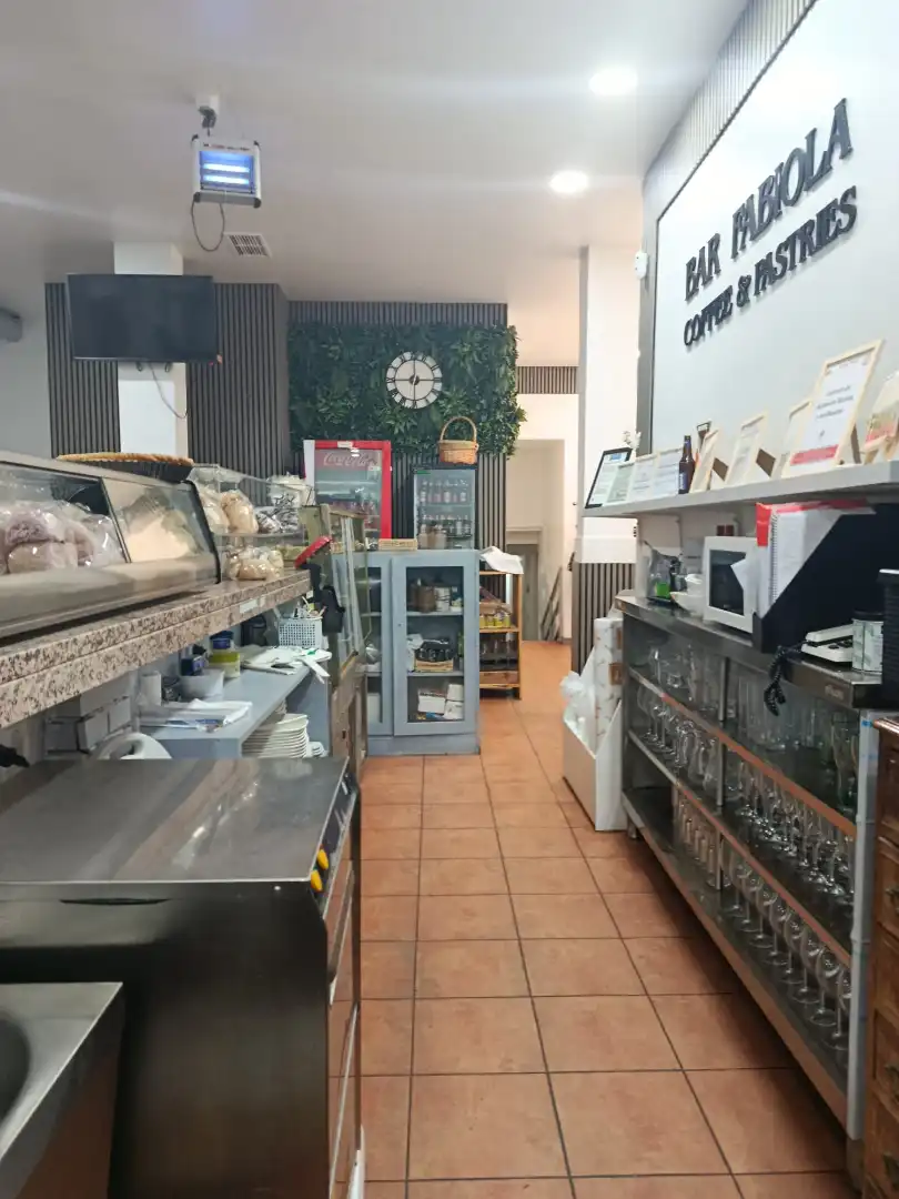 Cocina de Local en venta en Madrid con Aire acondicionado, Calefacción y Amueblado