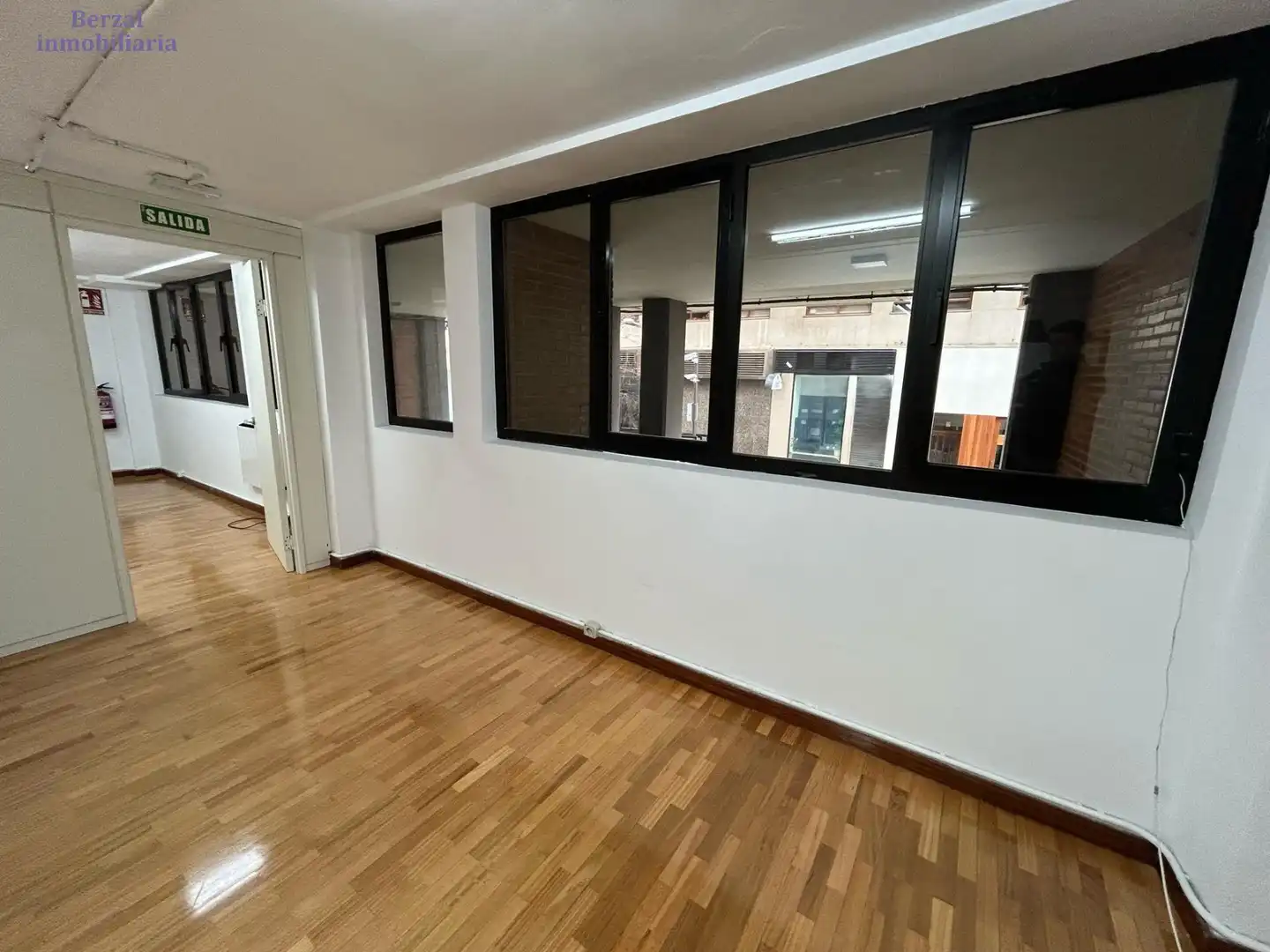 Office for sale in  Logroño  with Heating