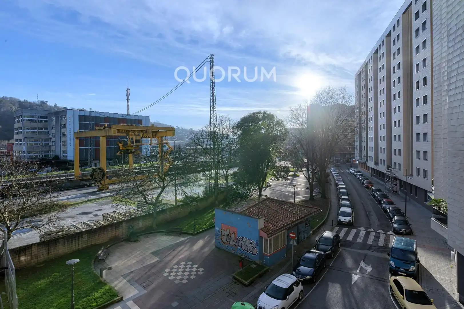 Vista exterior de Piso en venta en Basauri  con Calefacción, Trastero y Amueblado