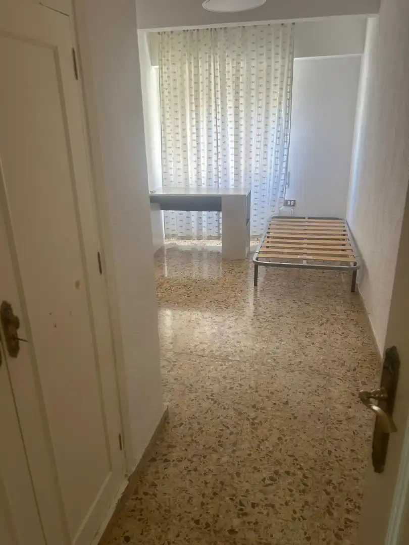 Dormitori de Pis de lloguer en Murcia amb Aire condicionat, Calefacció i Moblat