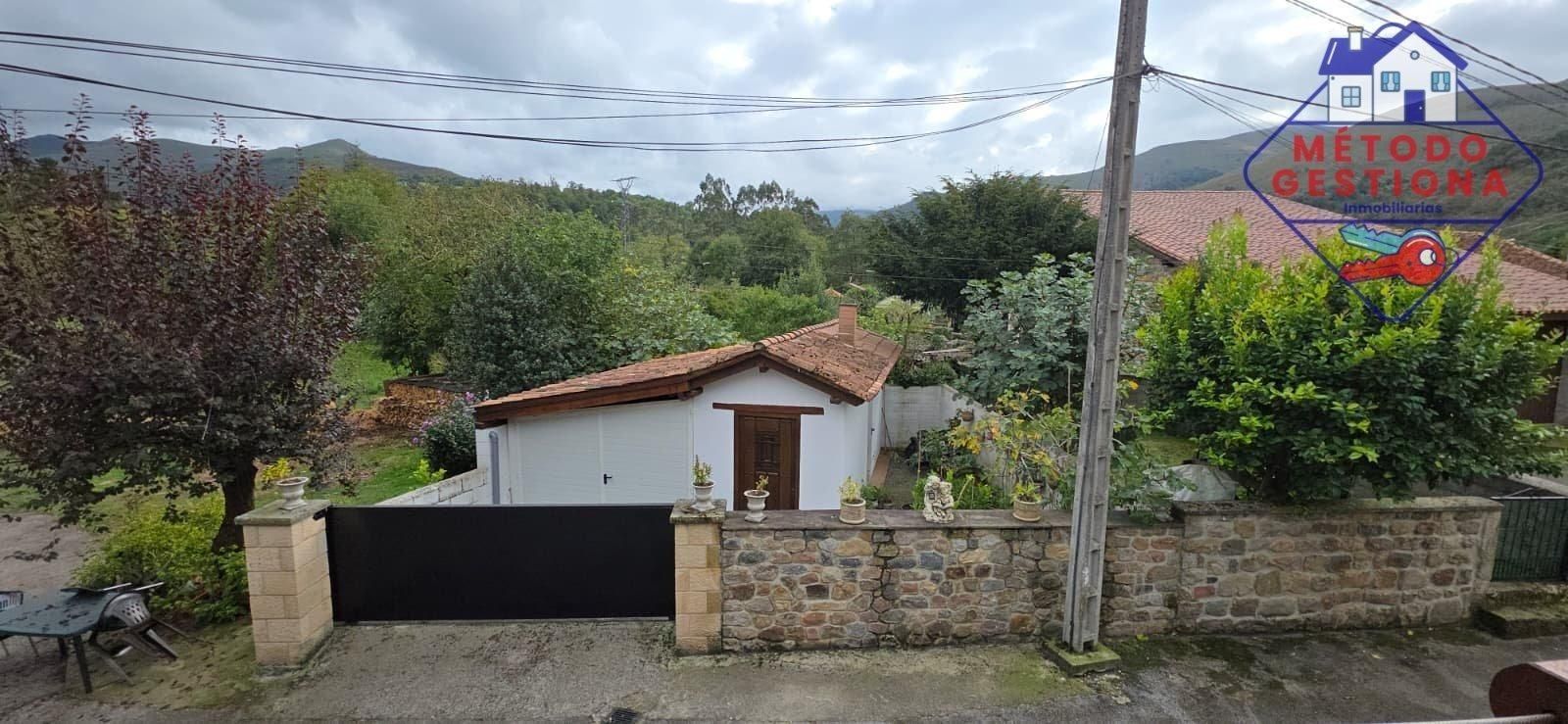 Exterior view of House or chalet for sale in Cabuérniga  with Terrace and Balcony