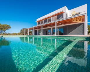 Piscina de Casa o xalet en venda en Es Migjorn Gran amb Aire condicionat, Terrassa i Piscina