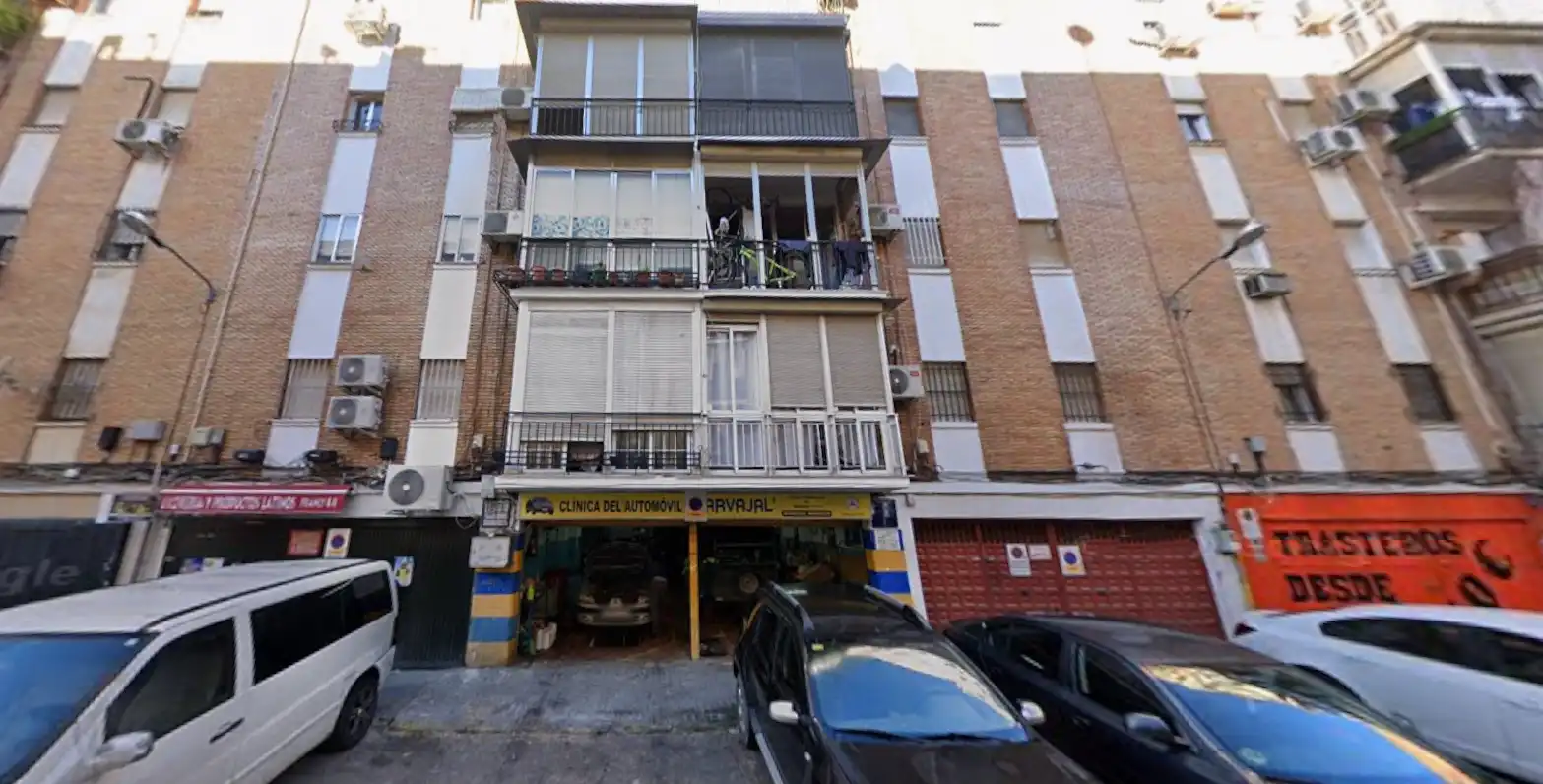 Vista exterior de Casa o xalet en venda en Sevilla