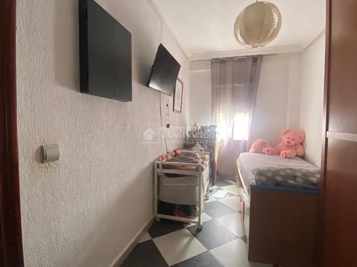 Habitación de Piso en venta en Huelva con Aire acondicionado y Balcón