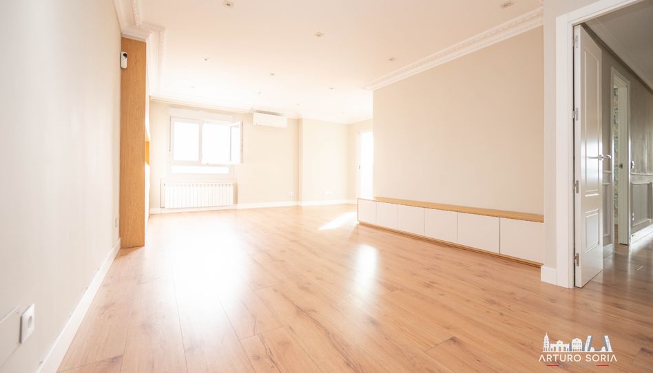 Piso de alquiler en Calle de Caleruega, Costillares - Imagen 4