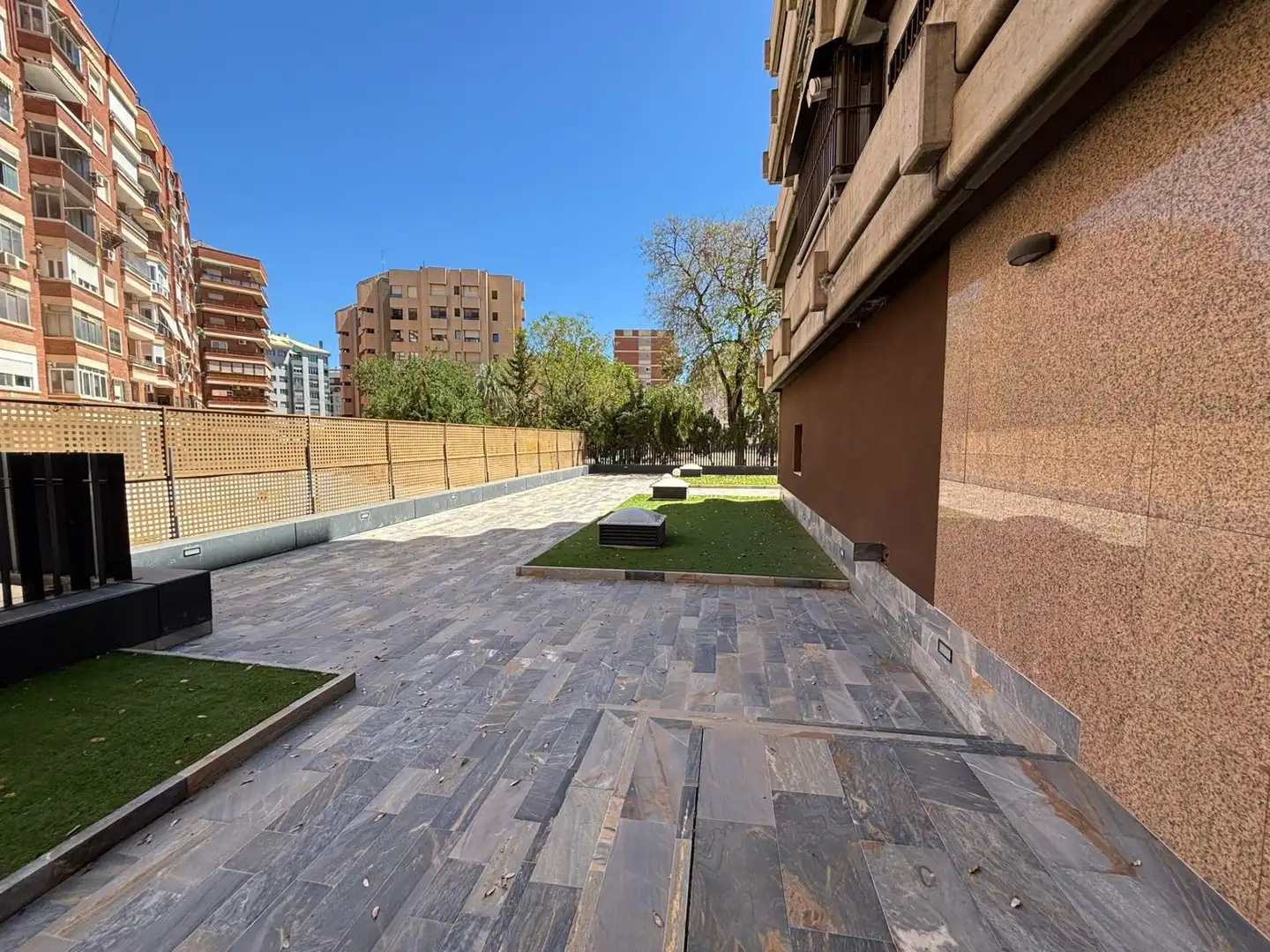 Terrasse von Wohnung zur Miete in Murcia mit Klimaanlage, Heizung und Privatgarten