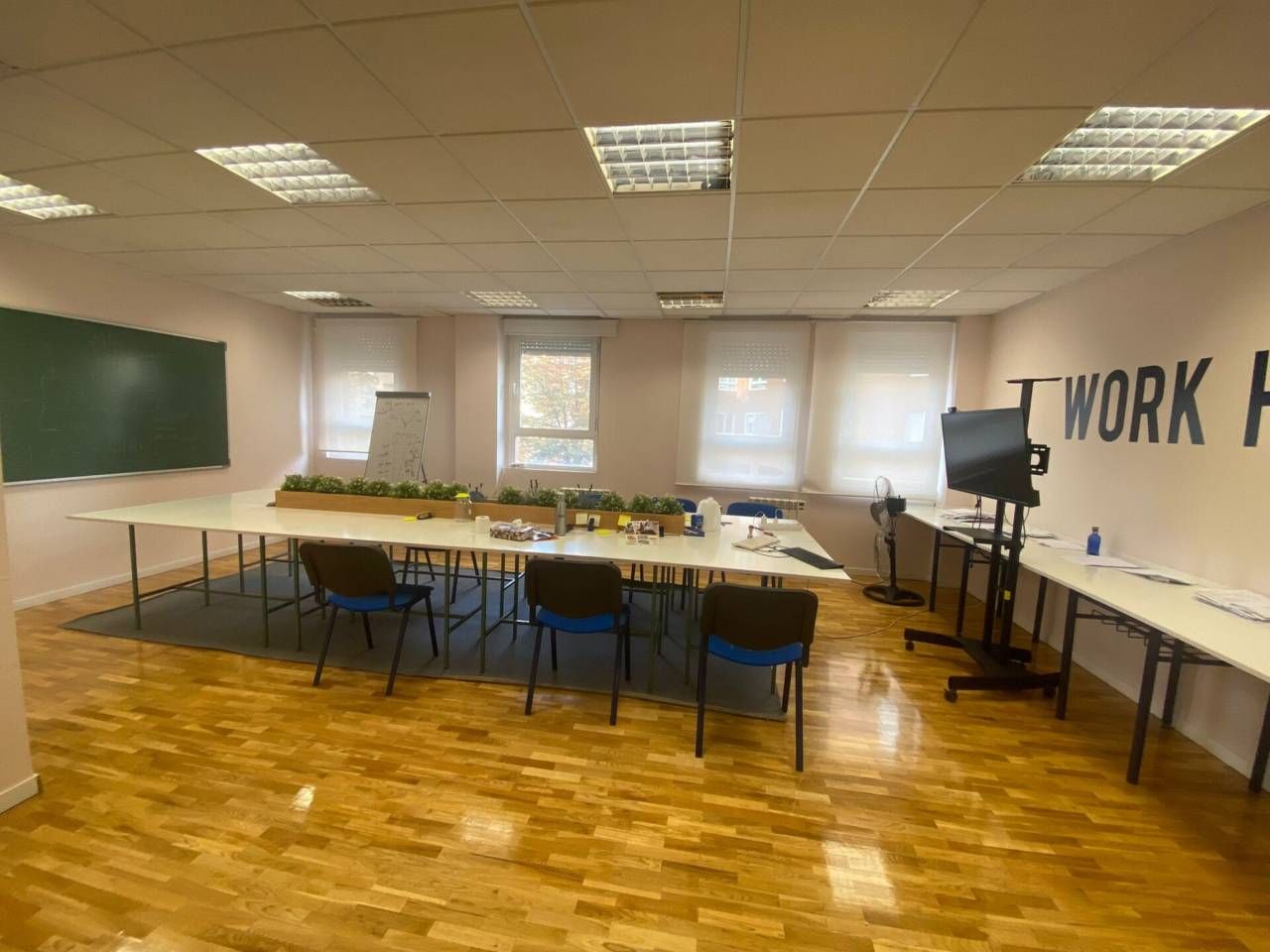 Office to rent in León Capital   with Heating