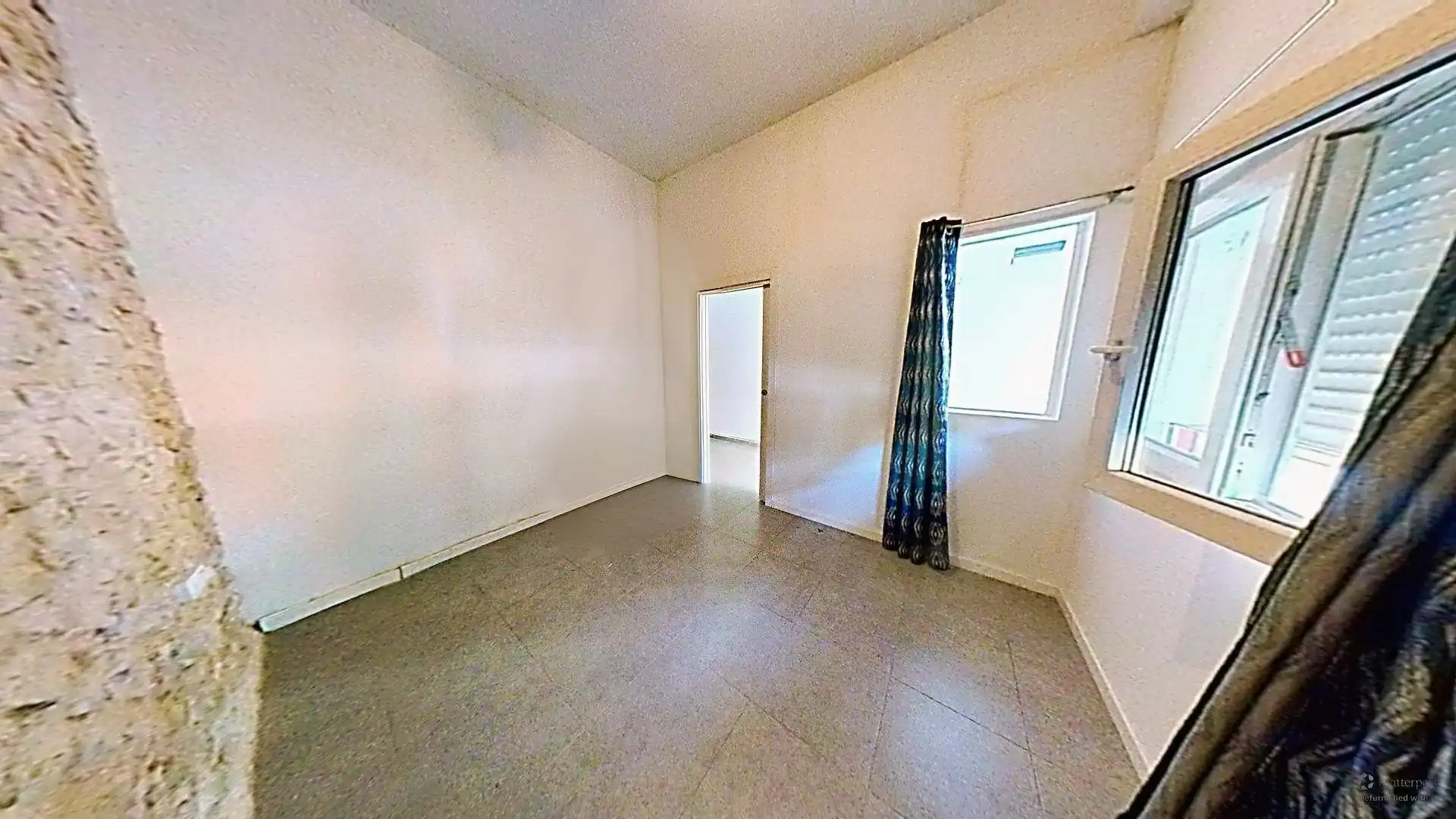 Habitación de Local en venta en Pla - Carolinas