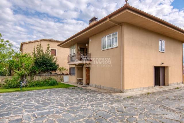 Casa-chalet en Venta en La Lastrilla