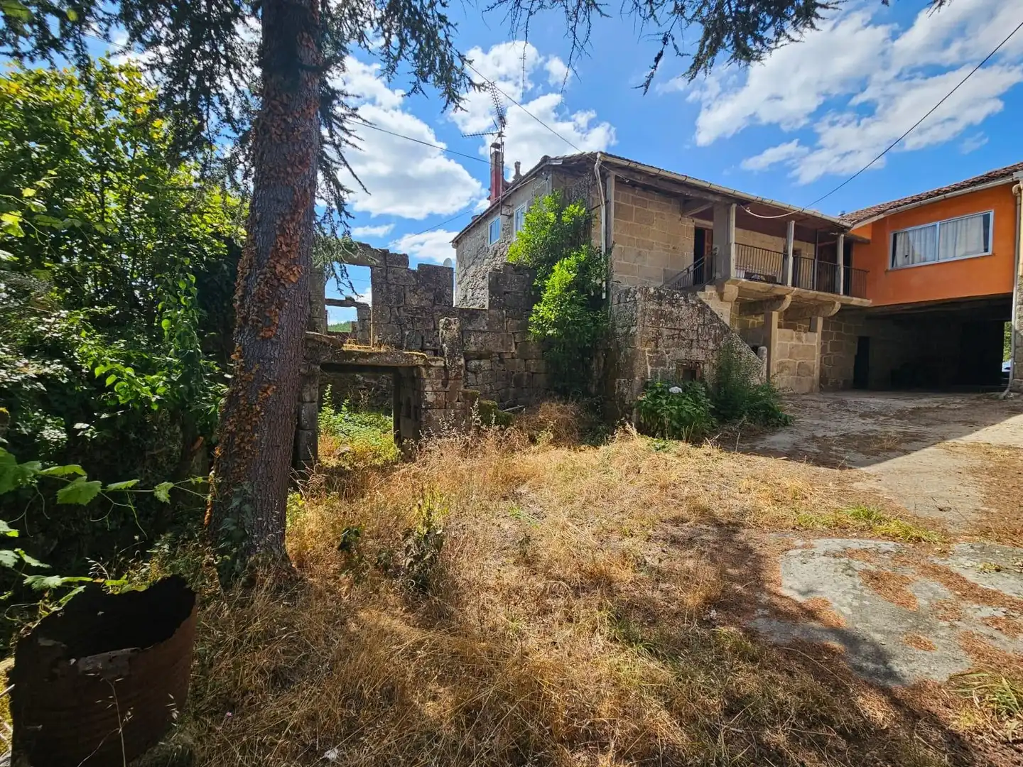 Casa rústica con terraza en venta en San Cristovo de Cea