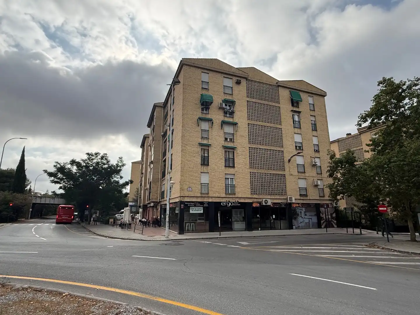 Vista exterior de Piso en venta en  Granada Capital con Aire acondicionado y Balcón