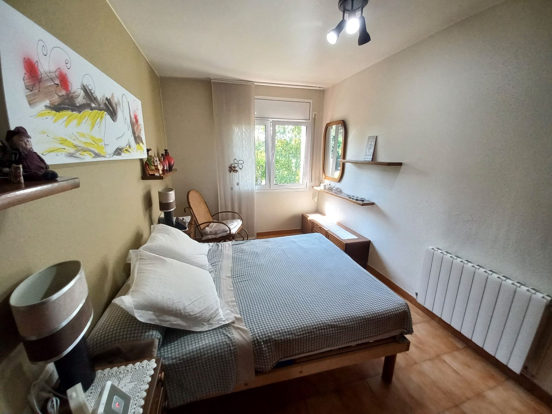 Dormitori de Casa adosada en venda en Llagostera amb Calefacció, Terrassa i Moblat