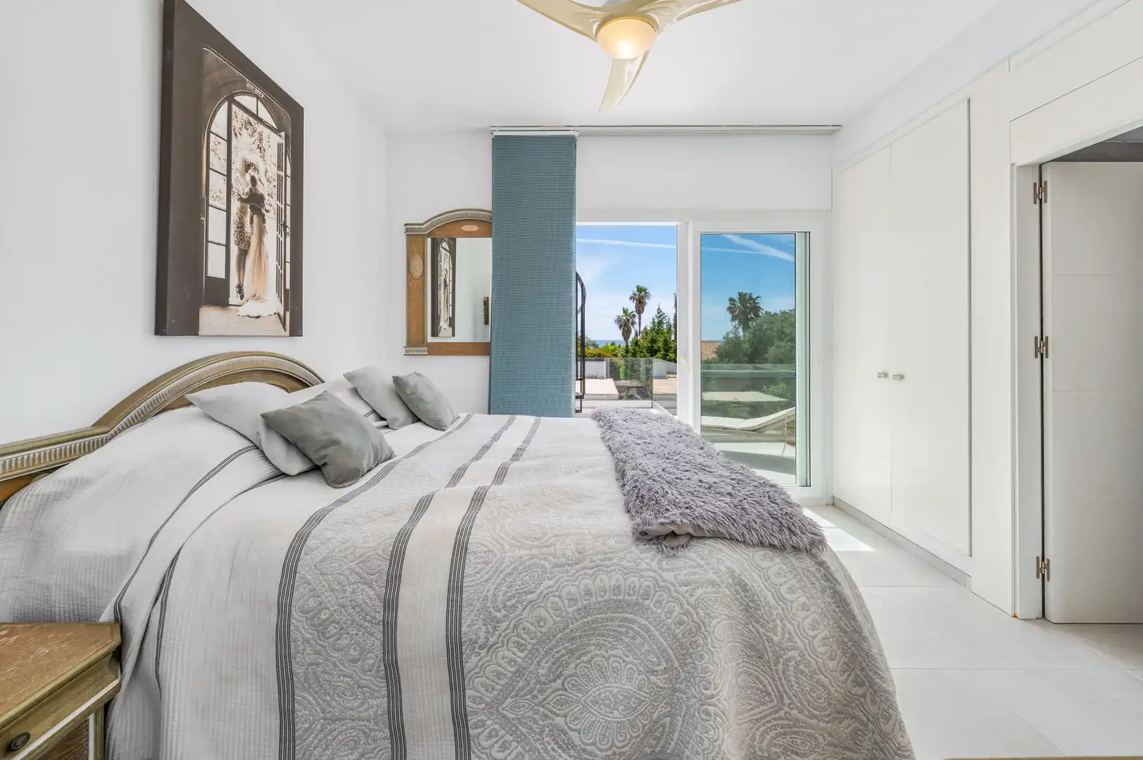 Bedroom of Houses for sale in Estepona  with Air Conditioner, Private garden and Terrace