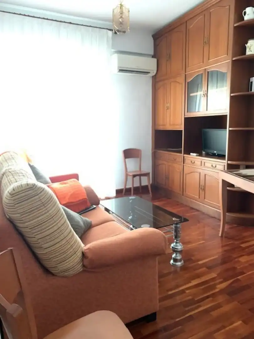 Wohnung zur Miete in Plaza Circular, Vistalegre