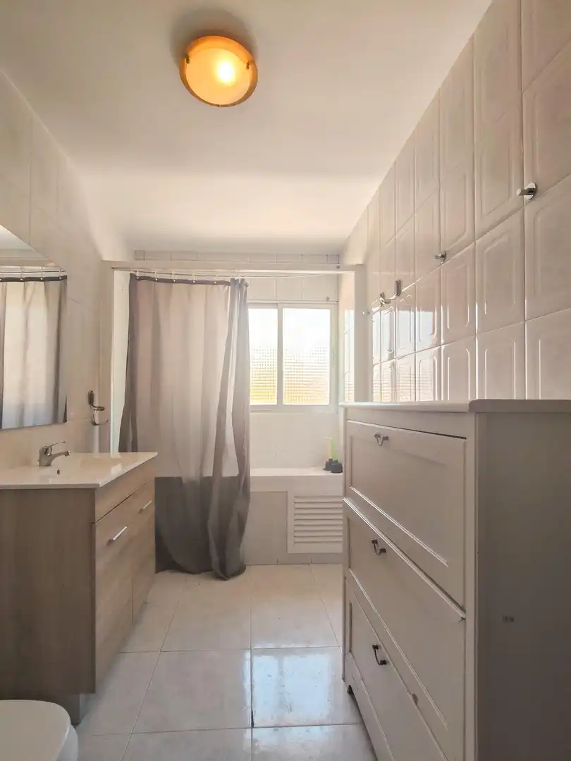 Baño de Piso en venta en Madrid con Calefacción y Parquet
