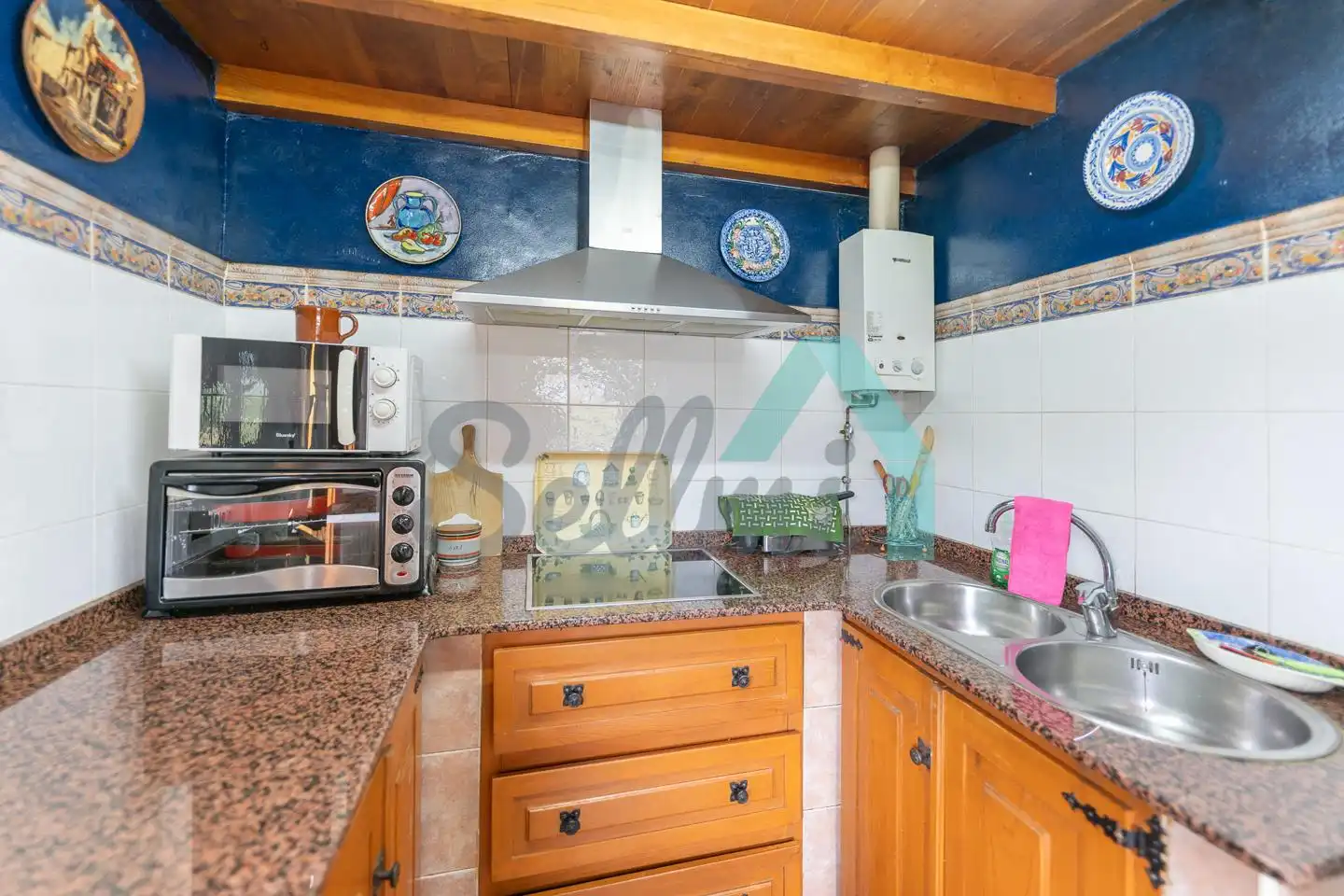 Kitchen of Houses for sale in Valdés - Luarca  with Private garden, Parquet flooring and Terrace