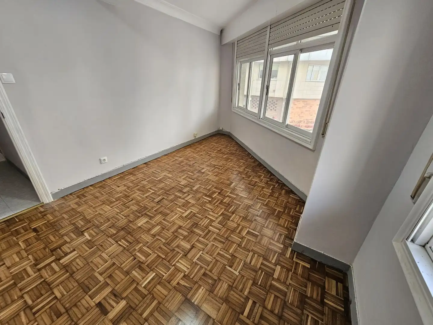 Habitación de Piso en venta en A Coruña Capital  con Calefacción
