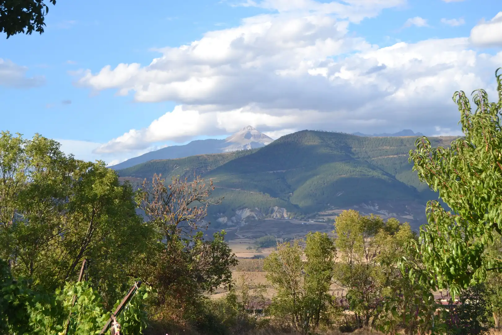 Exterior view of Houses for sale in Jaca  with Terrace, Furnished and Oven