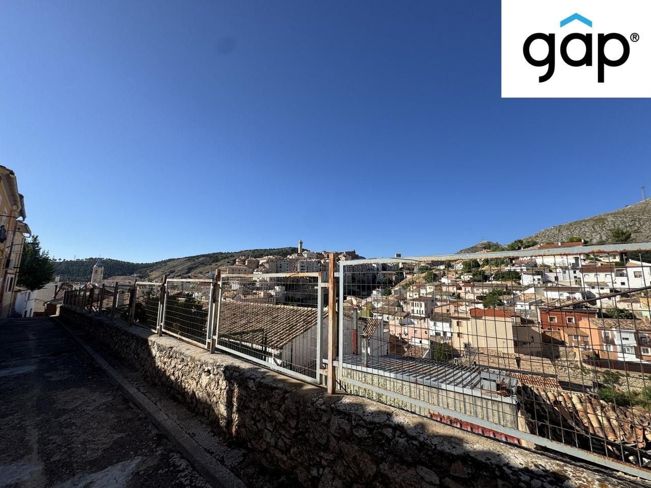 Exterior view of House or chalet for sale in Cuenca Capital  with Heating