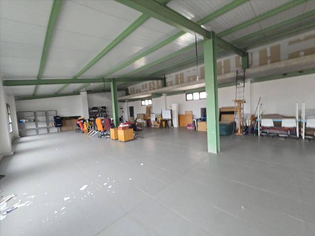 Oficina en Venta en Industrial de Bayas en Bayas - Polígono