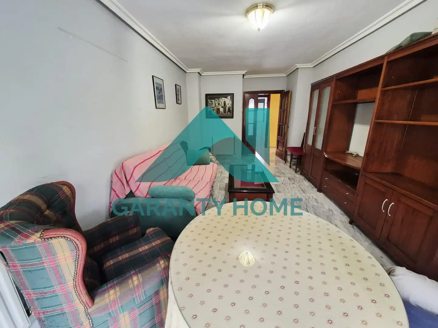 Piso en venta en Cáceres con Terraza, Trastero y Amueblado