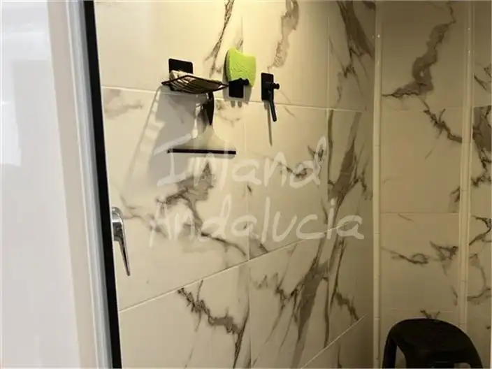 Bathroom of Detached homes for sale in Castillo de Locubín  with Terrace