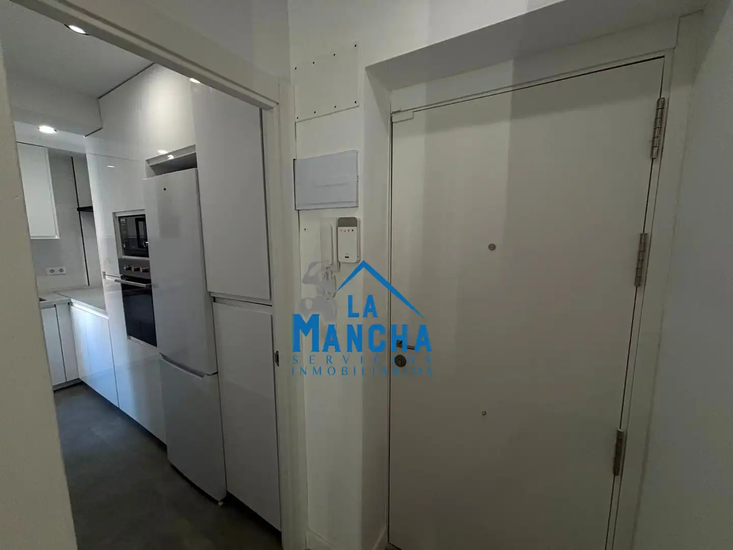 Kitchen of Flat for sale in Albacete  with Air Conditioner, Heating and Furnished