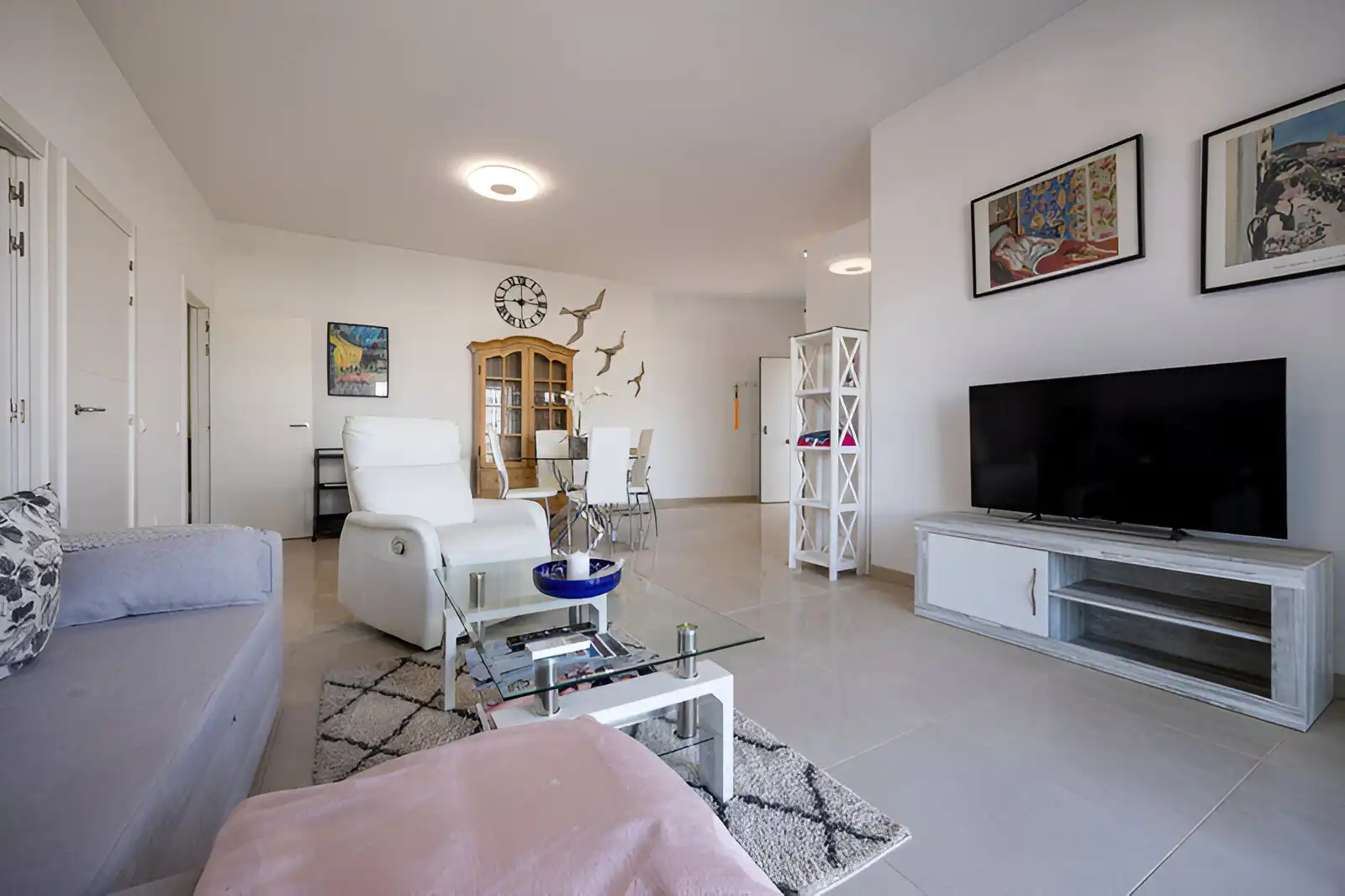 Wohnzimmer von Erdgeschoss zum Verkauf in Mijas mit Klimaanlage, Terrasse und Schwimmbad