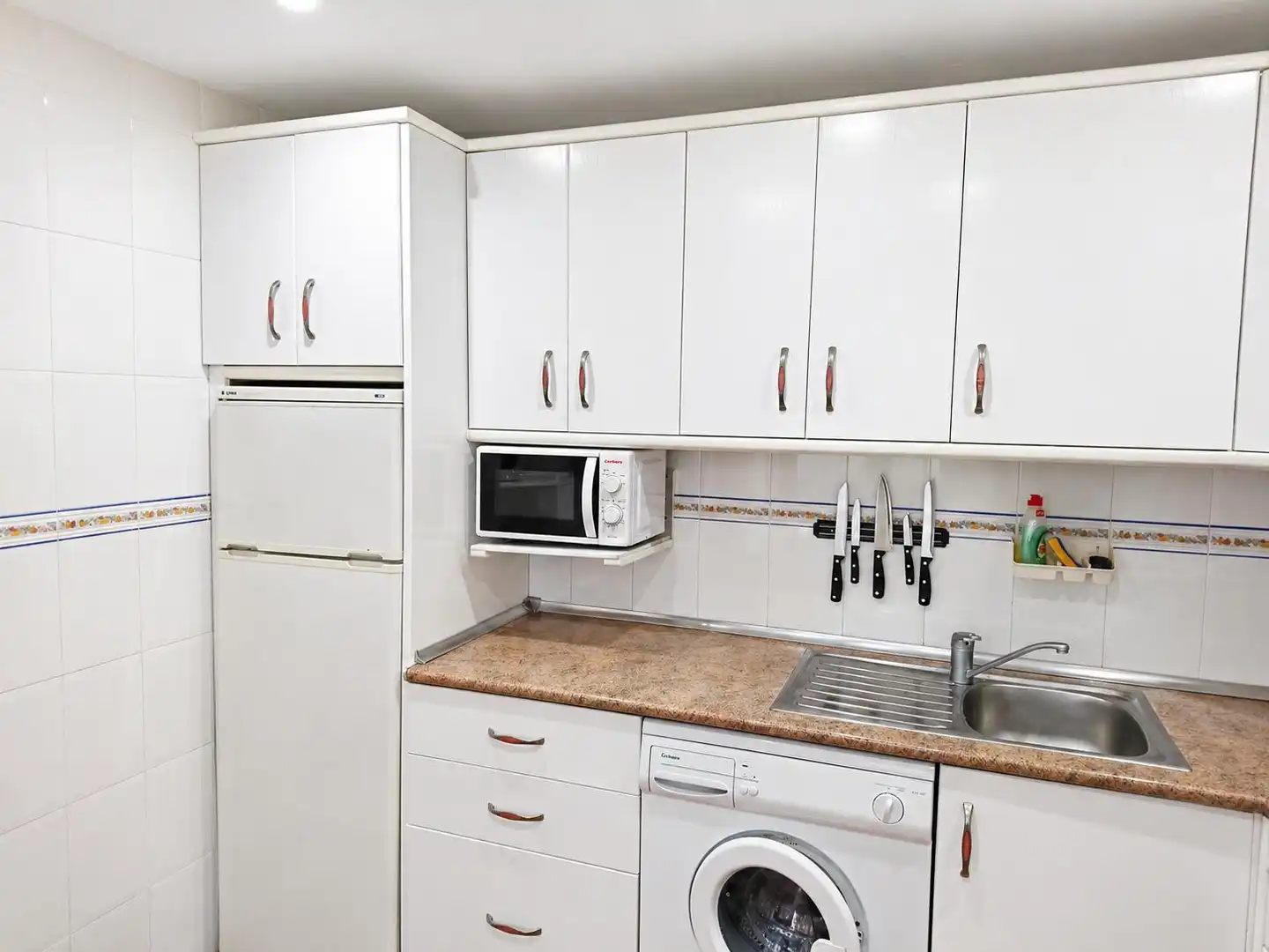 Cuina de Apartament en venda en Marbella amb Aire condicionat, Terrassa i Traster
