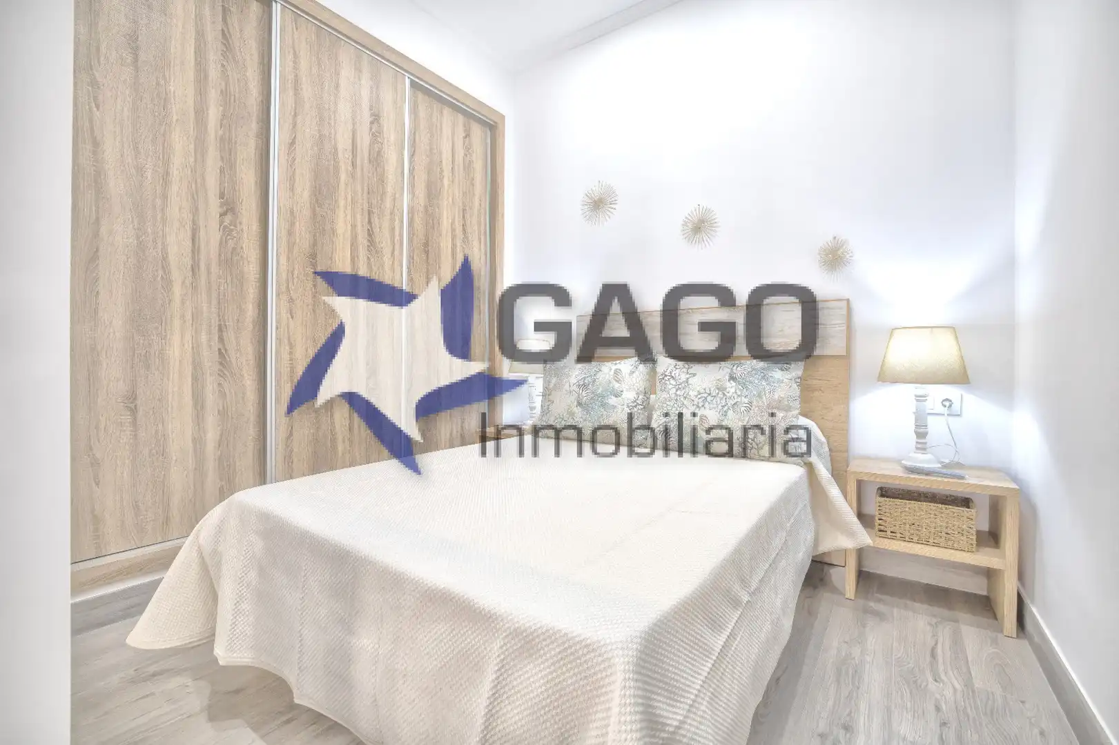 Estudio de alquiler en Santa Rosa - Valdeolleros