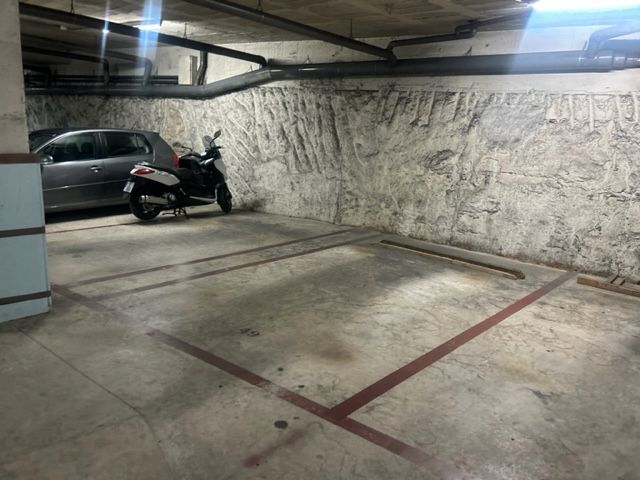 Aparcament de Pis en venda en Mataró amb Aire condicionat, Calefacció i Parquet