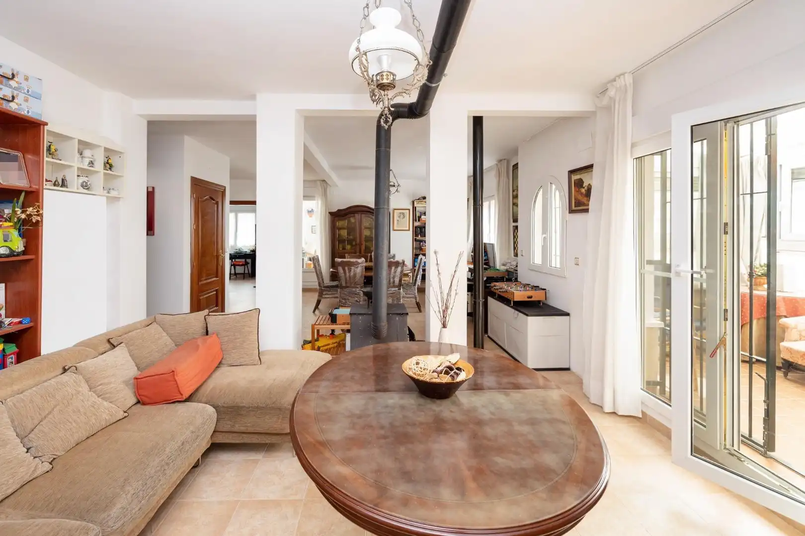 Living room of Houses for sale in Barrio de la Vega