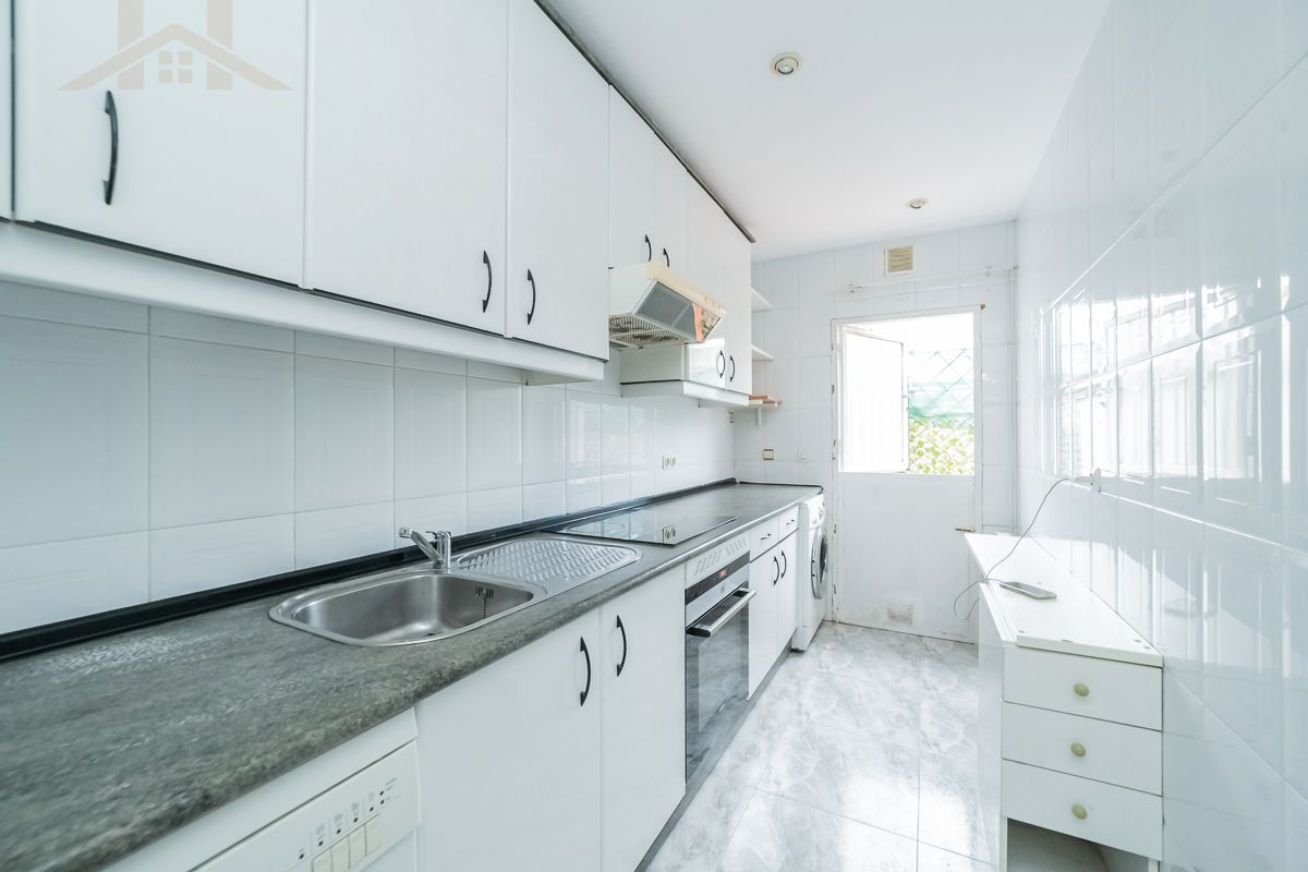 Cuina de Casa adosada en venda en El Álamo amb Aire condicionat i Calefacció