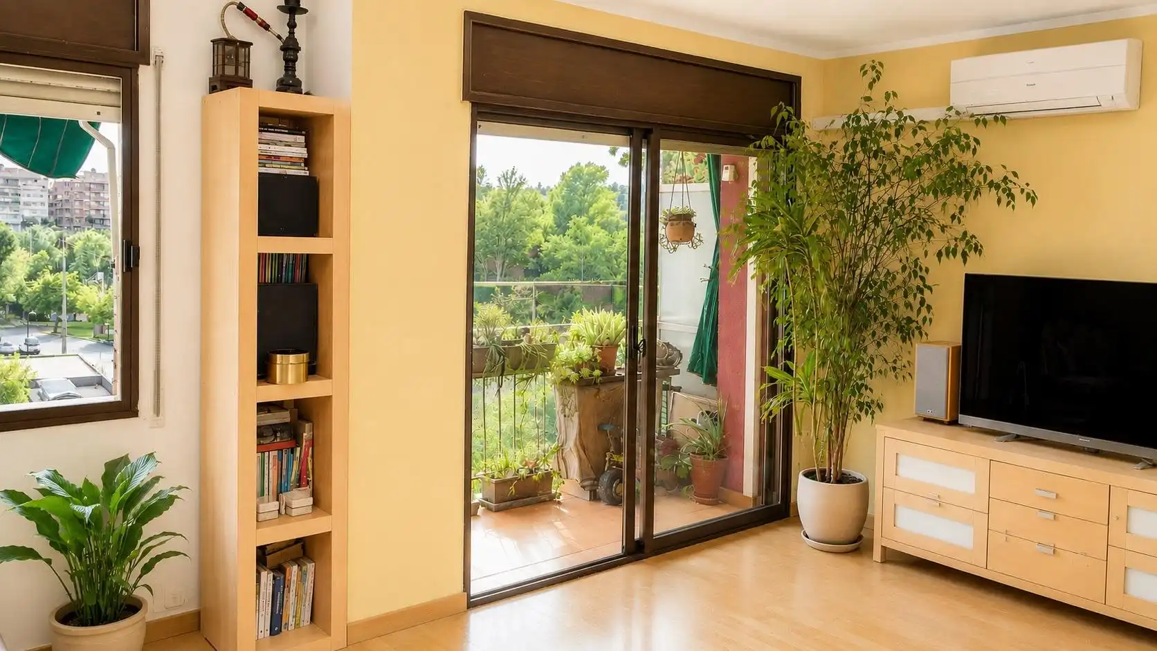 Wohnung zum Verkauf in Ripollet mit Heizung, Parkett und Balkon