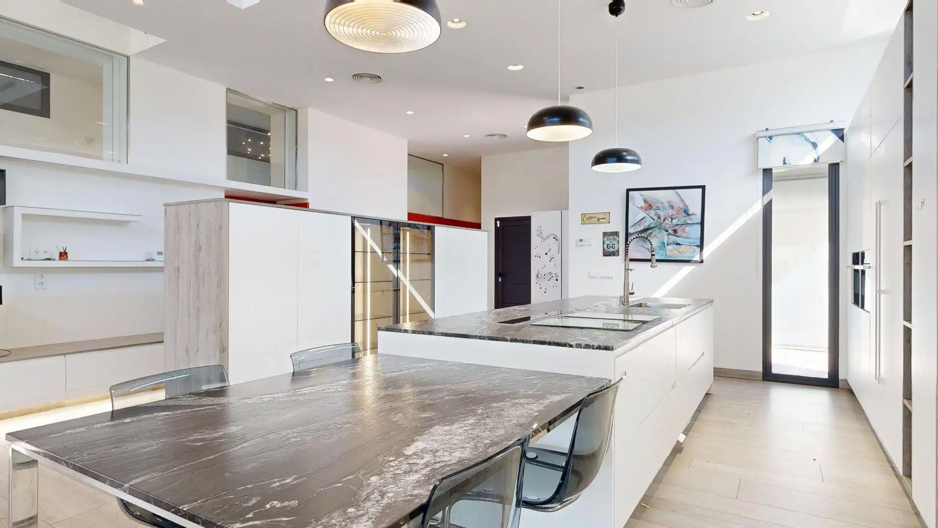 Cocina de Casa o chalet en venta en Zaragoza con Aire acondicionado, Calefacción y Jardín privado